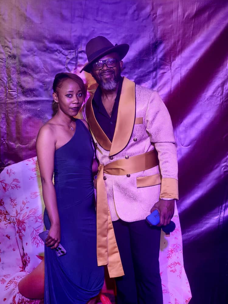 keziahhadebe's tweet image. With the Legendary @owasraymwape at the premiere of his movie #lookinthemirror 
#zambia #film #lusaka #lusakazambia #filmtwt #moviepremiere #actress #zambianactress #movie