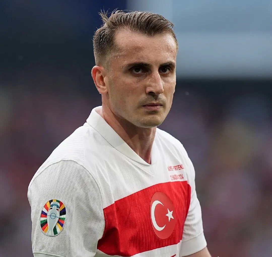 myzccc's tweet photo. Kariyerinin zirvesinde, büyük takımların ilgisi üstünde ve hiçbir çıkar gözetmeden "artık yeter!" diyerek Filistinlilerin sesi oluyor Kerem Aktürkoğlu... Çok güzel adamsın! https://t.co/T7EPPfy4cy