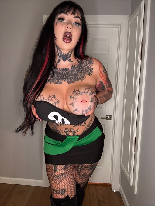 Sam Manson ?? https://t.co/ffI9XFK2fT