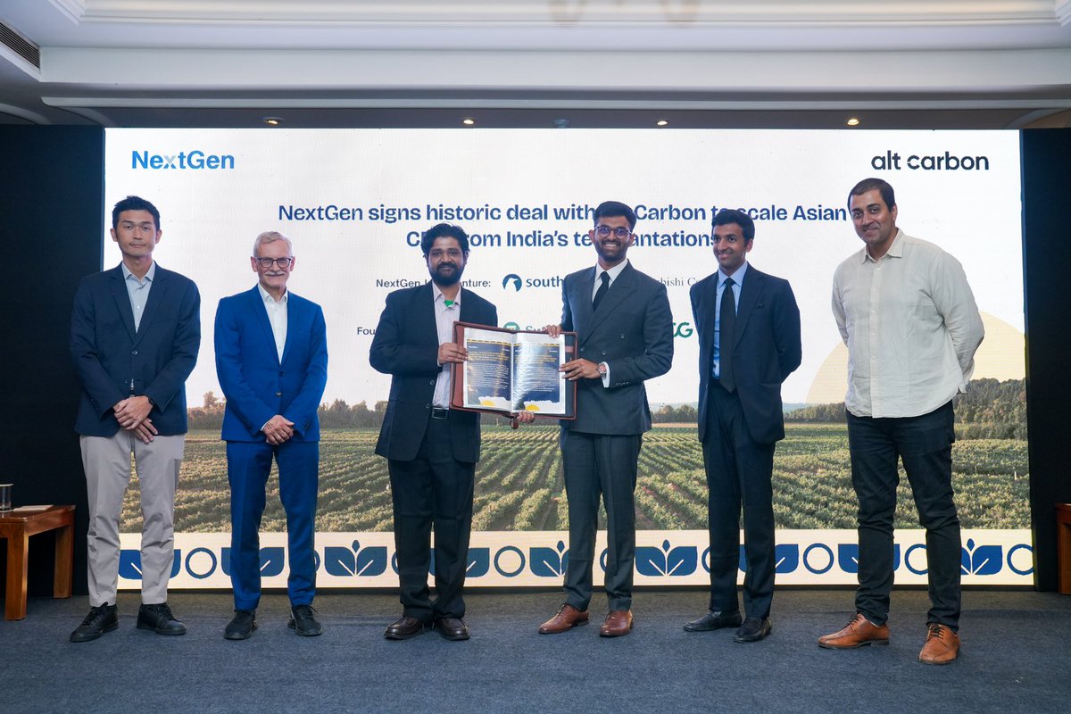 sparshselim's tweet photo. Today at @FuturesSummit, @AltCarbonIndia has announced a historic deal with the @southpoleglobal &amp;  Mitsubishi backed NextGen group, for purchase of our durable CDRs. 

We’re the first Indian company they’re contracting with, opening up the global market for Asian CDRs! https://t.co/azQXDTXmjj