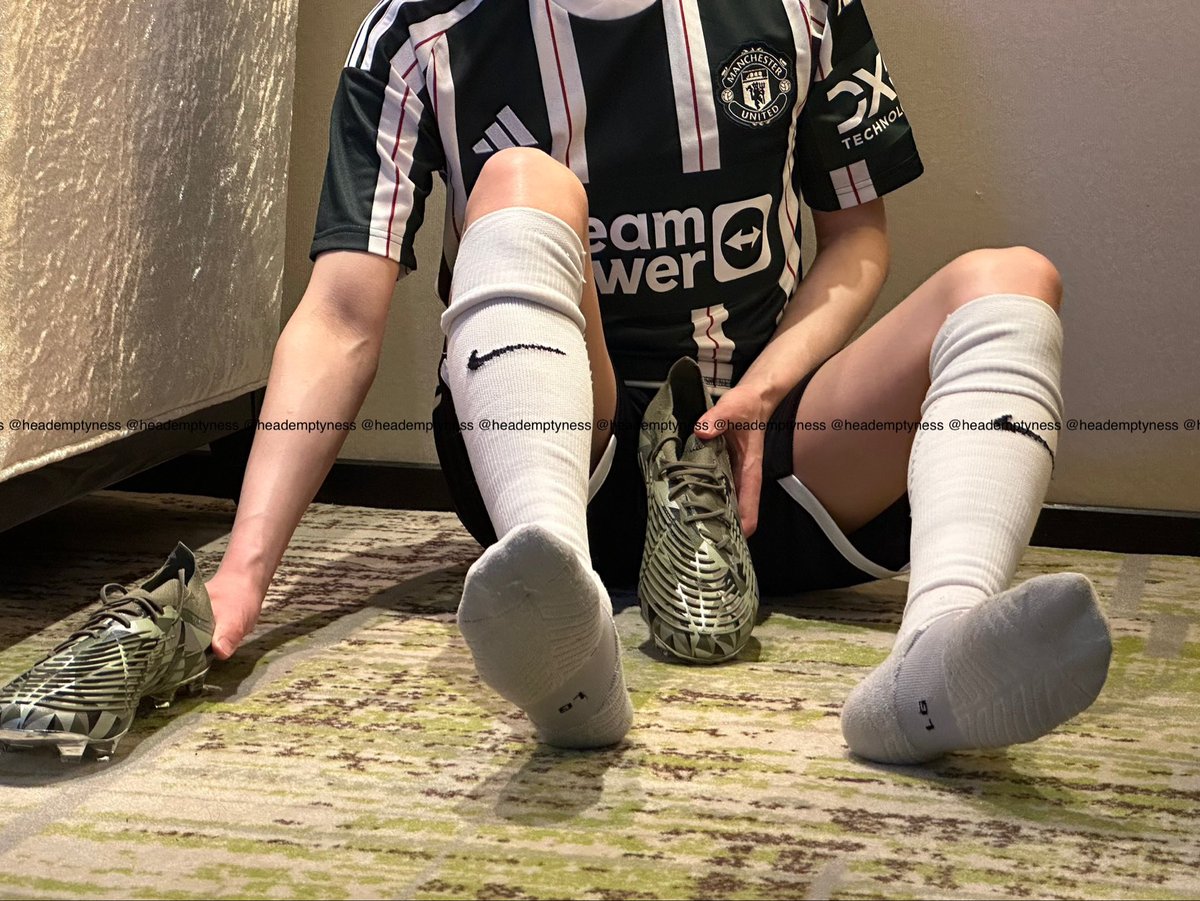 脑袋空空的 tweet media