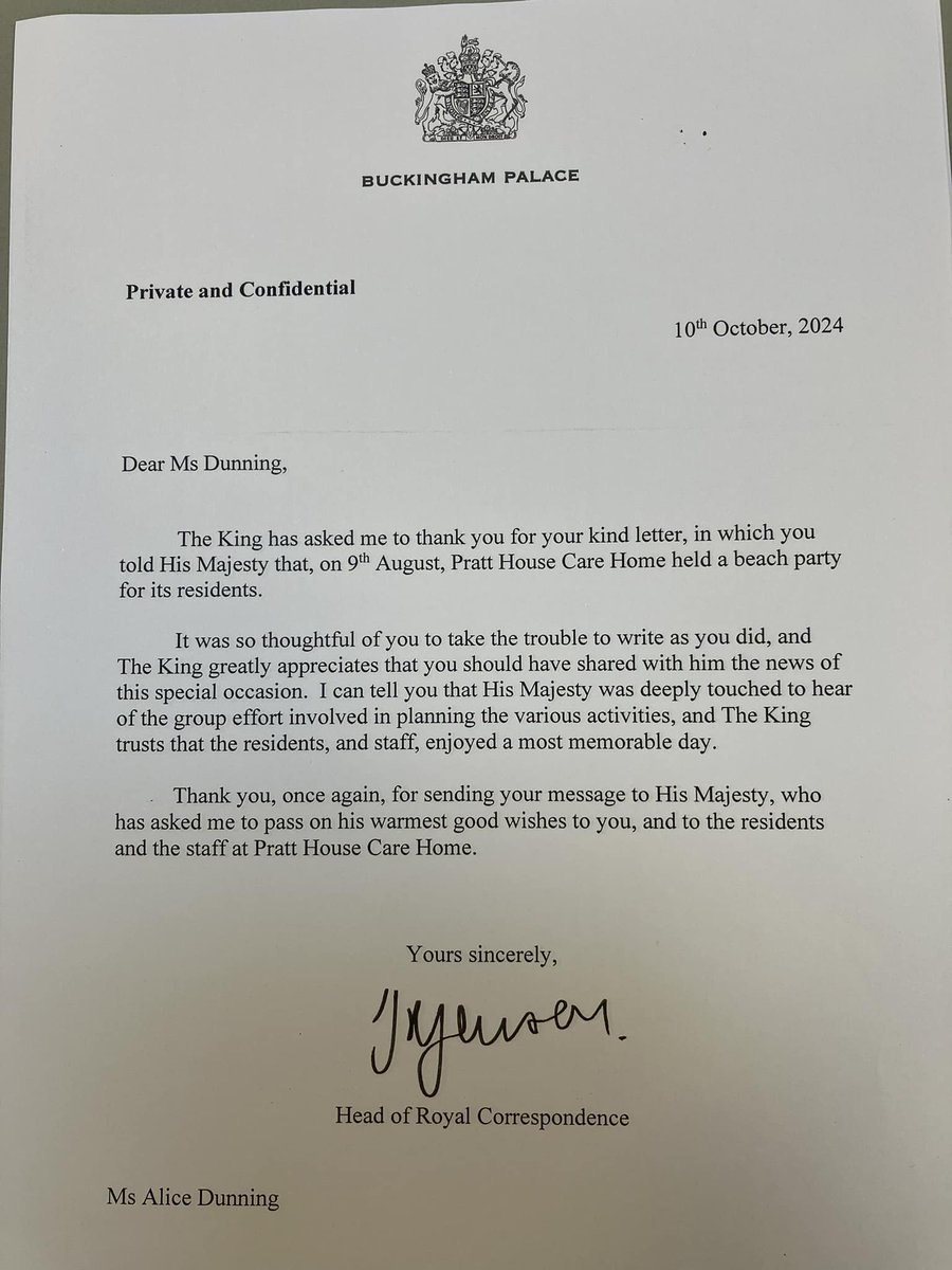 Abbeyfield_ENG's tweet photo. Following the resounding success of their summer beach party, Pratt House were thrilled to receive this congratulatory letter from King Charles. They are really proud of this recognition that they've already displayed it on the wall.

Discover Pratt House: https://t.co/PcLLMeChui https://t.co/2p2jzBa39k