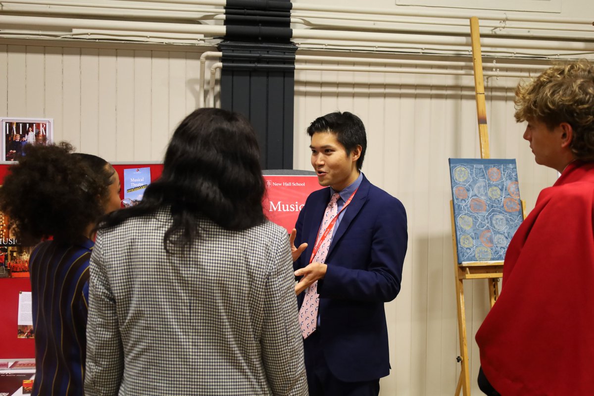 Nearly 500 people joined us yesterday for our Sixth Form Open Evening. Our Prefects shared exceptional accounts of their time at Sixth Form, while our musicians and dancers provided live entertainment, all testament to the best start in life received at New Hall Sixth Form! ✨🤩