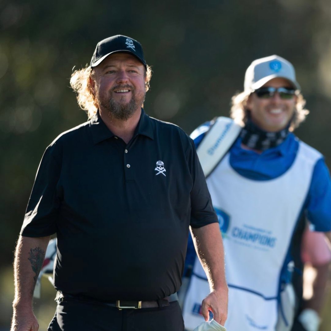 MikeFlaskeyEnt's tweet image. We are so happy that our dear friend and #MFEntertainment partner @coltford recently returned to the stage, joining @brantleygilbert during a show. 

It was an emotional moment for his family, friends and peers. Colt is a medical miracle and he’s coming back swinging! #ColtFord