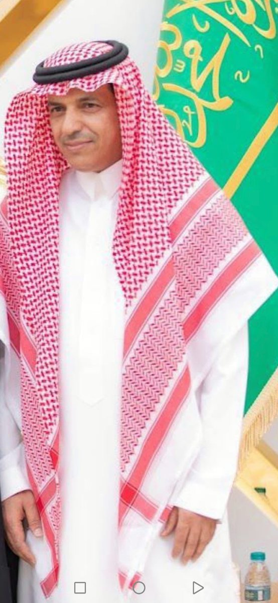 Sm7Sm's tweet photo. #يوم_المدير_العالمي غير الايام
حكمه حكم عيد الفطر طول الازمان

يمجد اللي فالعمل مثل الاهرام
اهل الحزم والعزم ذربين الايمان

ومديرنا درعٍ لنا دوم وحزام
سعود بن عبدالعزيز السليمان

قائد مسيرتنا على الدرب قدام
حتى يوصلها الى بر الامان https://t.co/cYwy50S2zT