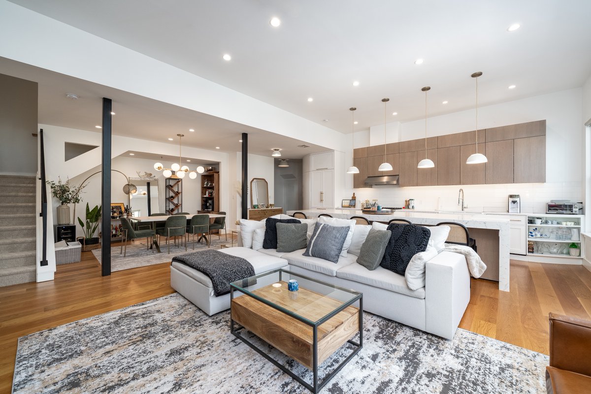 AgentMikeCheck's tweet image. 📷Another Luxury Listing SOLD By MC Luxury Living/Michael Check📷
📷101 Park Ave. #PHN, Hoboken, NJ📷
3BR | 2.5Bth | 2182 Sq. Ft.
📷 Huge Congratulations!!! I’m beyond thrilled for you both on the purchase of one of the nicest properties in Hoboken!