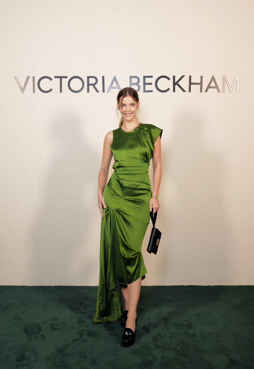 ๐ฆ๐ผ๐ฝ ๐๐บ๐จ๐ฉ๐๐ผ๐ แดฟแดพ tweet media