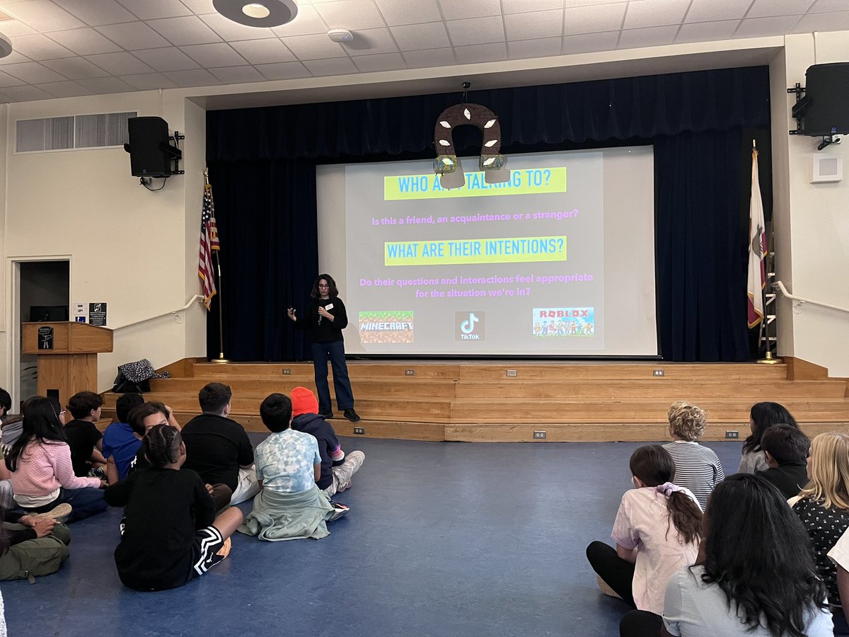 Digital Citizenship Week <a href="/WRLC/">wrlc</a> 3rd-5th grade Assembly with Julia Storm Digital Health Educator
#digitalhealth #digicit #safetyonline