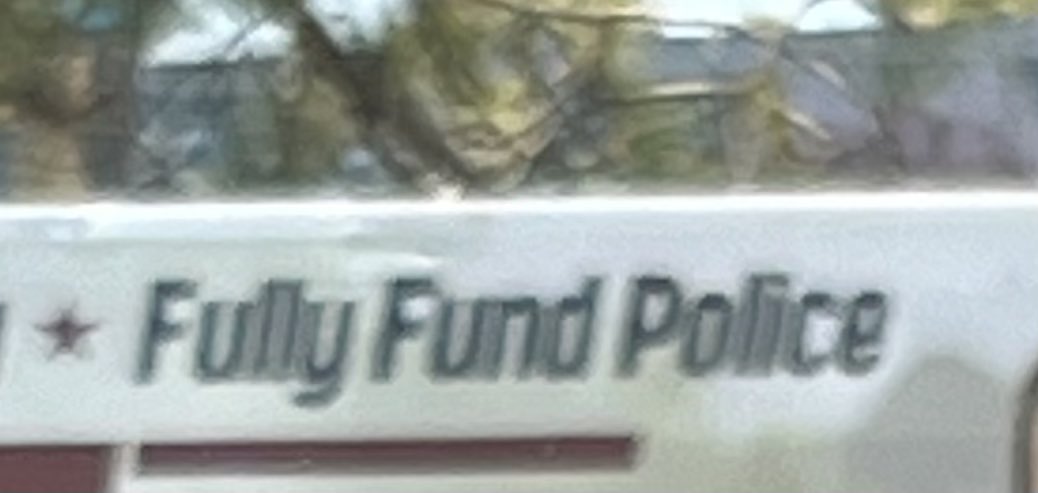 Don’t be fooled by this campaign sign.“Fully Fund Police” is a meaningless slogan coming from my opponent, who actually voted to reduce the city &amp; town revenues they need to pay for local services, including law enforcement.
#SB1131 *2023 session #azleg