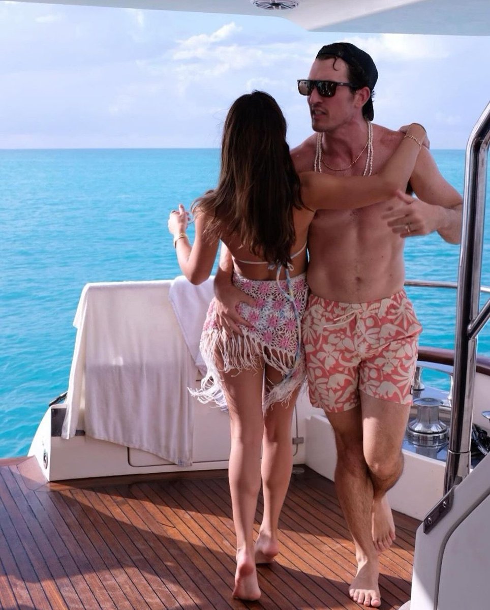 Miles_Teller's tweet photo. Happy birthday to my dancing queen, my love, my eternal source of happiness and all things good in this world. I hope to celebrate you every day I’m on this earth, my darling @keleighteller https://t.co/Zx2aLBouPP
