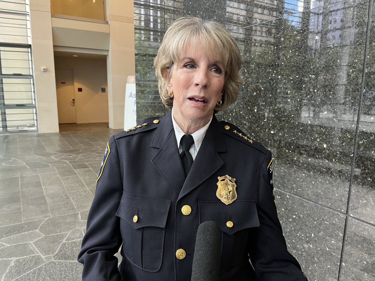 At consent decree hearing Judge James Robart calls Interim SPD Chief Sue Rahr “my new personal hero” for stepping “into the fray.” Rahr said she’s hopeful Seattle can finalize decree before new SPD chief comes onboard, adding there are “a couple very promising candidates.”