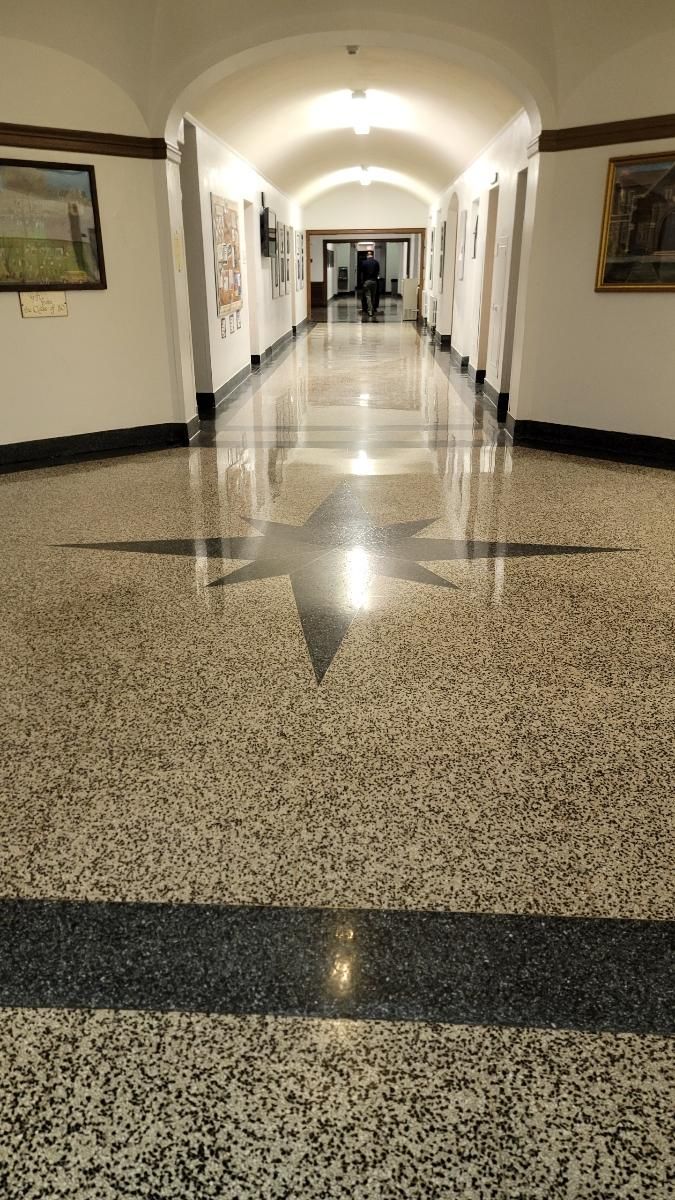 RD Weis LLC tweet media