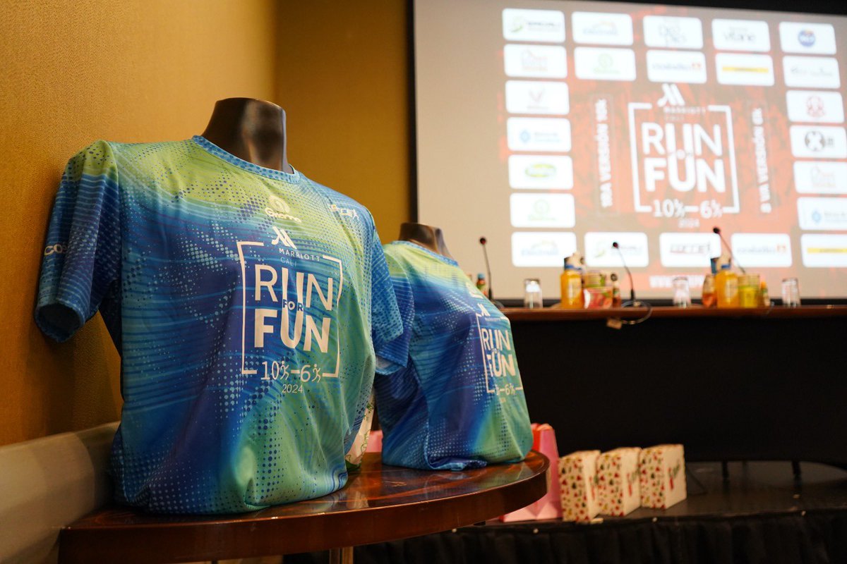 SecDeporteCali's tweet photo. Acompañamos el lanzamiento de la Run For Run del Marriott Cali.🌙🏃🏽‍♀️

El domingo 10 de noviembre, en nuestra ciudad se correrá la 8va versión de la 6K y la primera 10K Marriott Cali. 

¡Inscríbete en https://t.co/3BXCmgeuCR y corre bajo el cielo de la Sucursal! https://t.co/l3a7c0aOS9