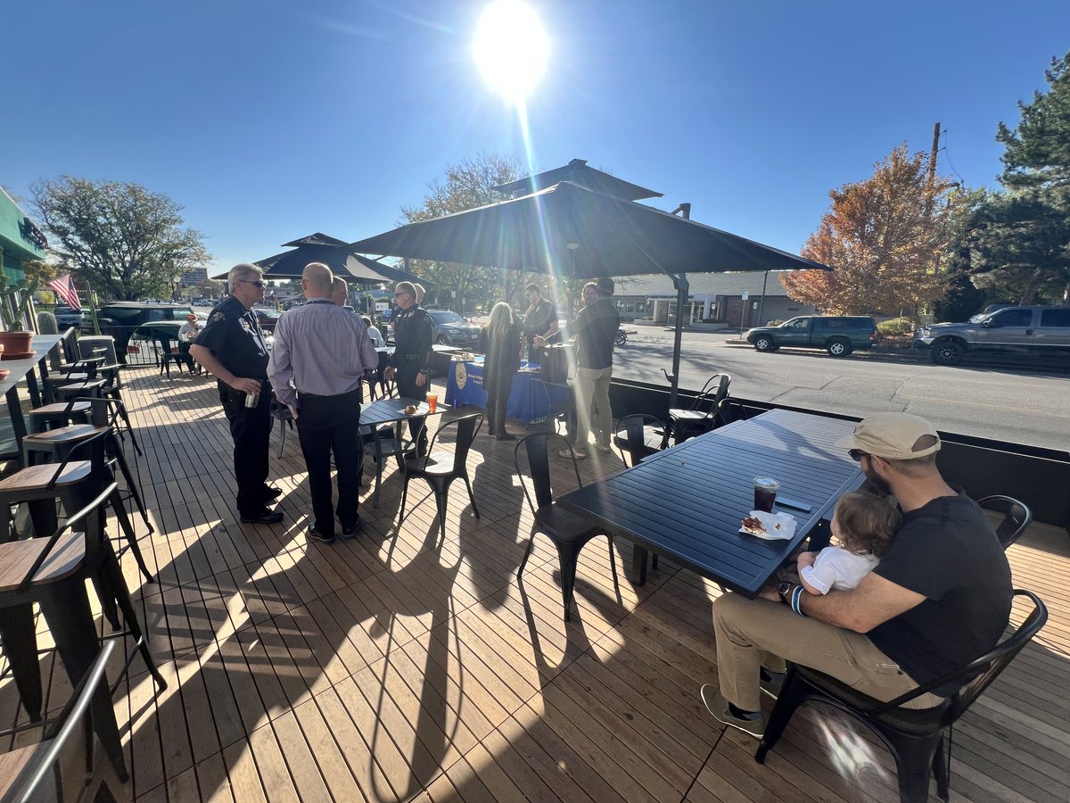 WheatRidgePD's tweet photo. We want to thank everyone who stopped by our #CopsInTheCommunity event this morning along W 38th Ave. Special shoutout to GetRightβs Bakery and Stylus & Crate for being great hosts with their new patio β https://t.co/0136b9iDXg