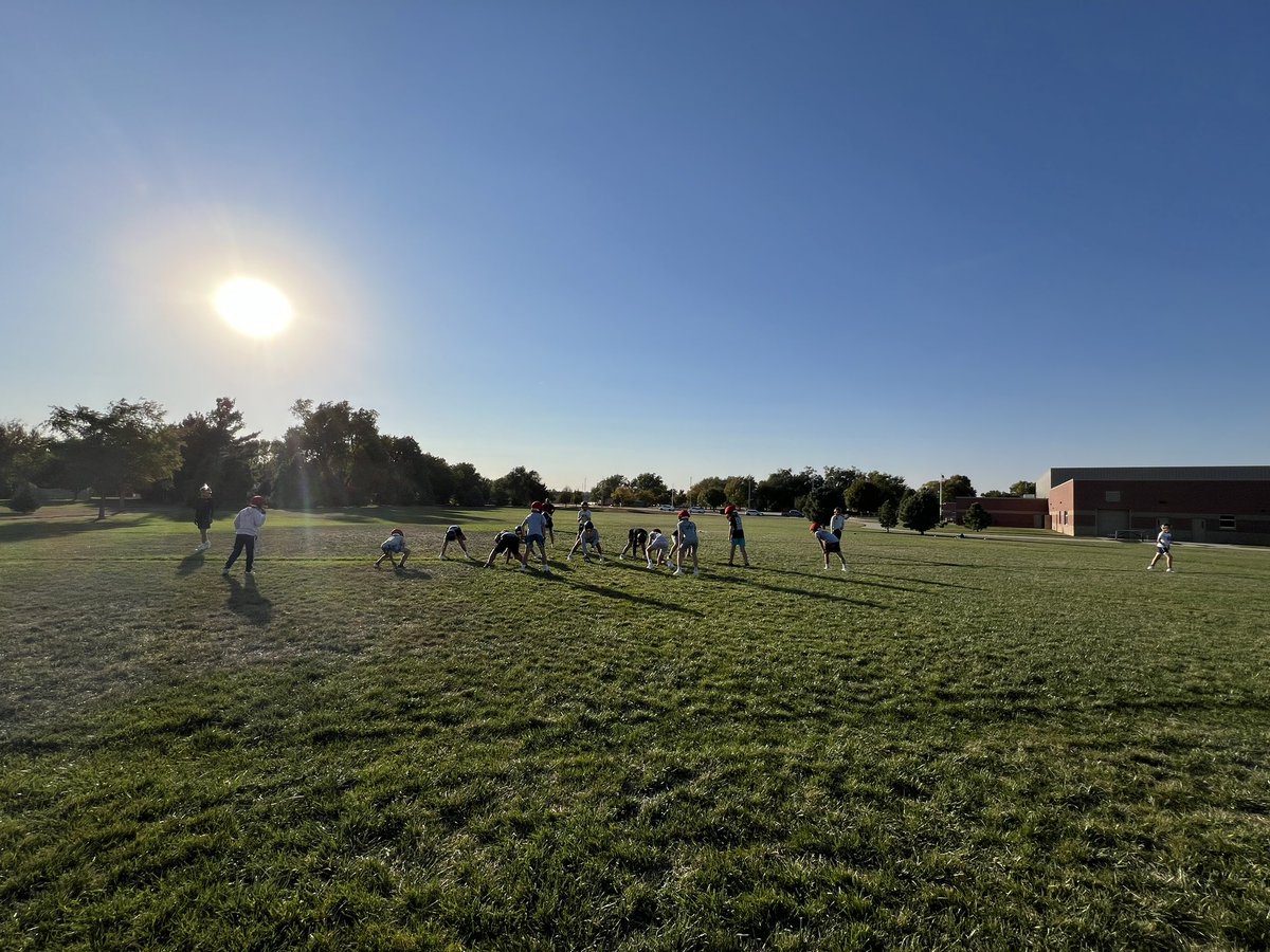 yorkscienceguy's tweet image. Sun is setting on our eighth grade season… Last practice of the year! Last game of the year tomorrow go Dukes!! Been a great season with great young men!!
#yorkdukes