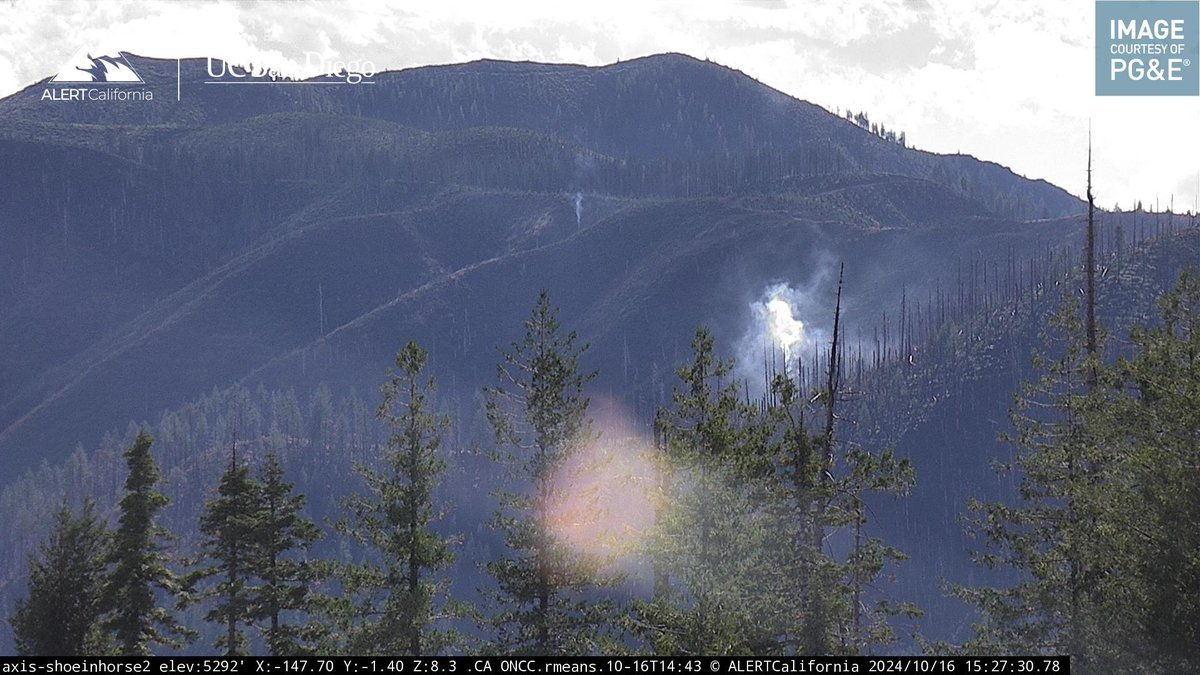 CAWildfiretrack's tweet photo. 2 new lightning starts in Shasta County can be seen on this camera. The #MckenzieFire and the #ProspectFire. These are both in the Bagley Fire burn scar from 2012. One USFS copter is in the area. https://t.co/v33j2VUz9F