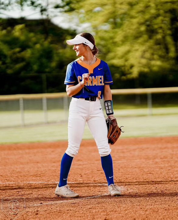 Happy birthday to our sophomore with a great attitude and great glove, <a href="/EllieGoddard27/">Ellie Goddard</a>!