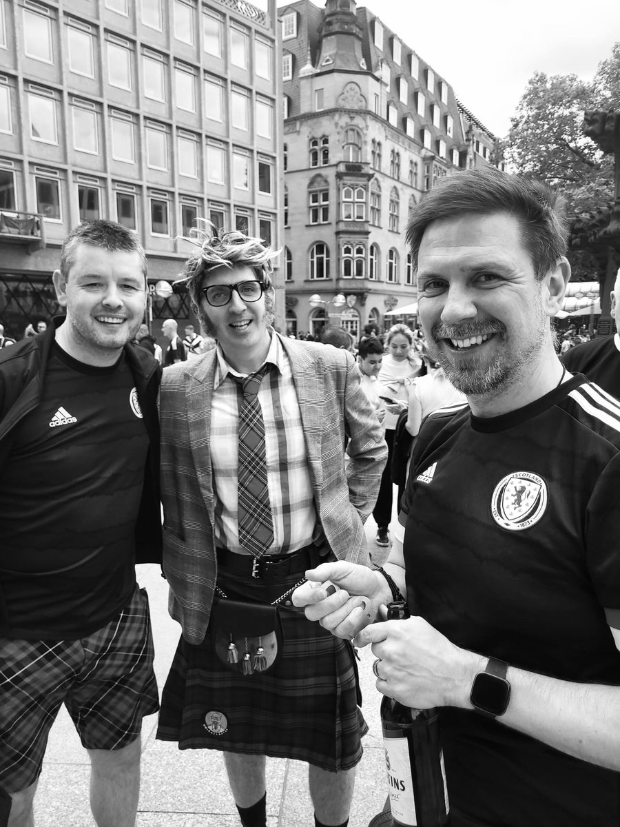 RyanMitch74's tweet photo. @andystephen The man himself in Cologne https://t.co/afppTb9UpM