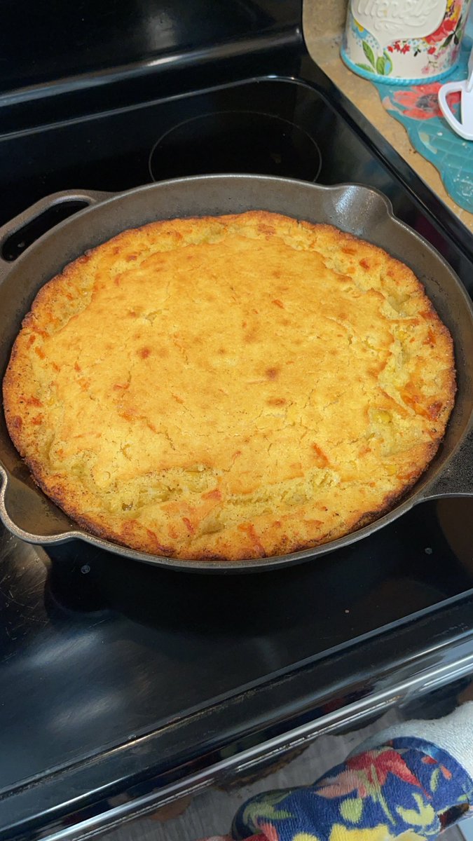 sauciangie's tweet image. #dinner #beansandcornbread