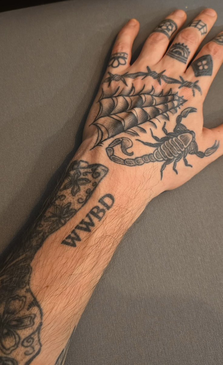 Struggling with what to do with your life? Just ask yourself: What Would Buffy Do? Maybe even get it tattooed like <a href="/matty/">Matt Hunt</a>.magz (IG) did!