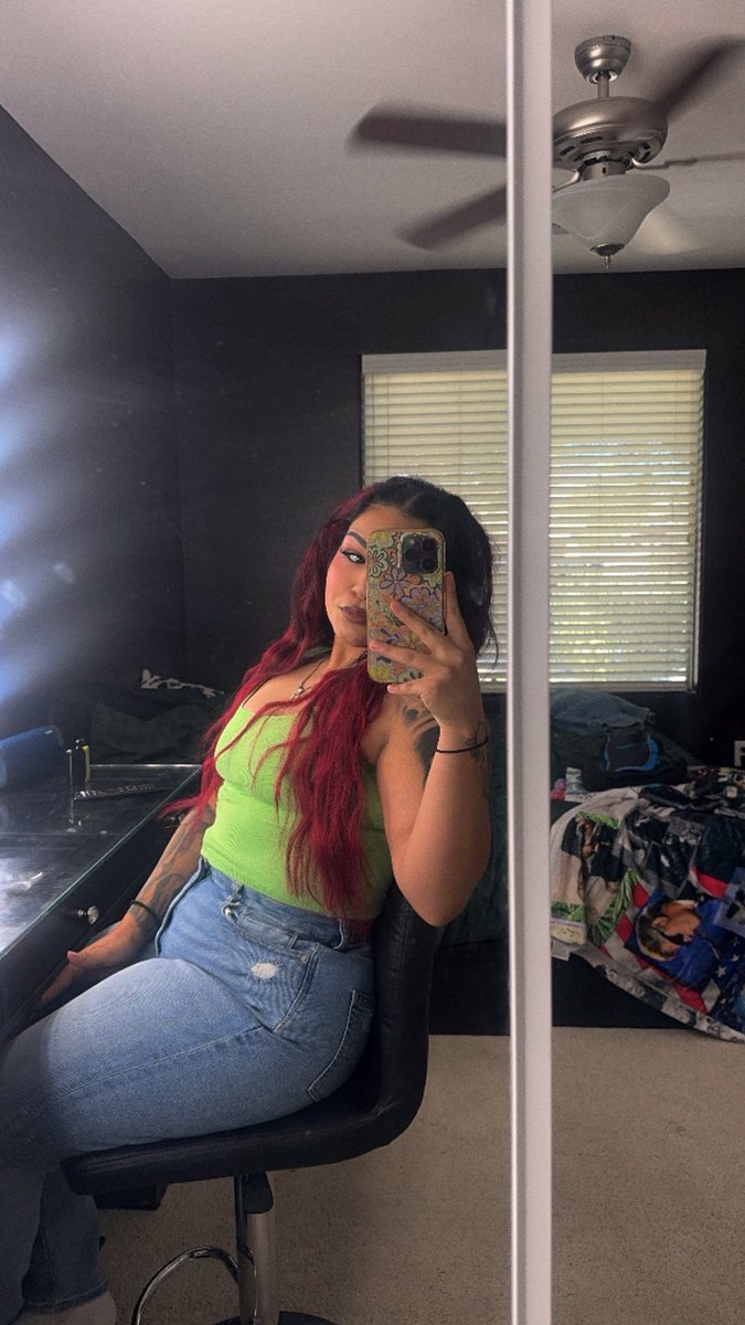 thiccthighmami's tweet photo. I should've been a vermillion reptilian living in the swamp 🐍 https://t.co/eAOABV9jvQ