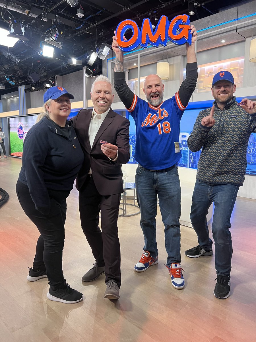 gregmocker's tweet image. Keeping the energy going with @jaymaccustoms in studio @PIX11News #LGM #metstwitter #OMG @Mets