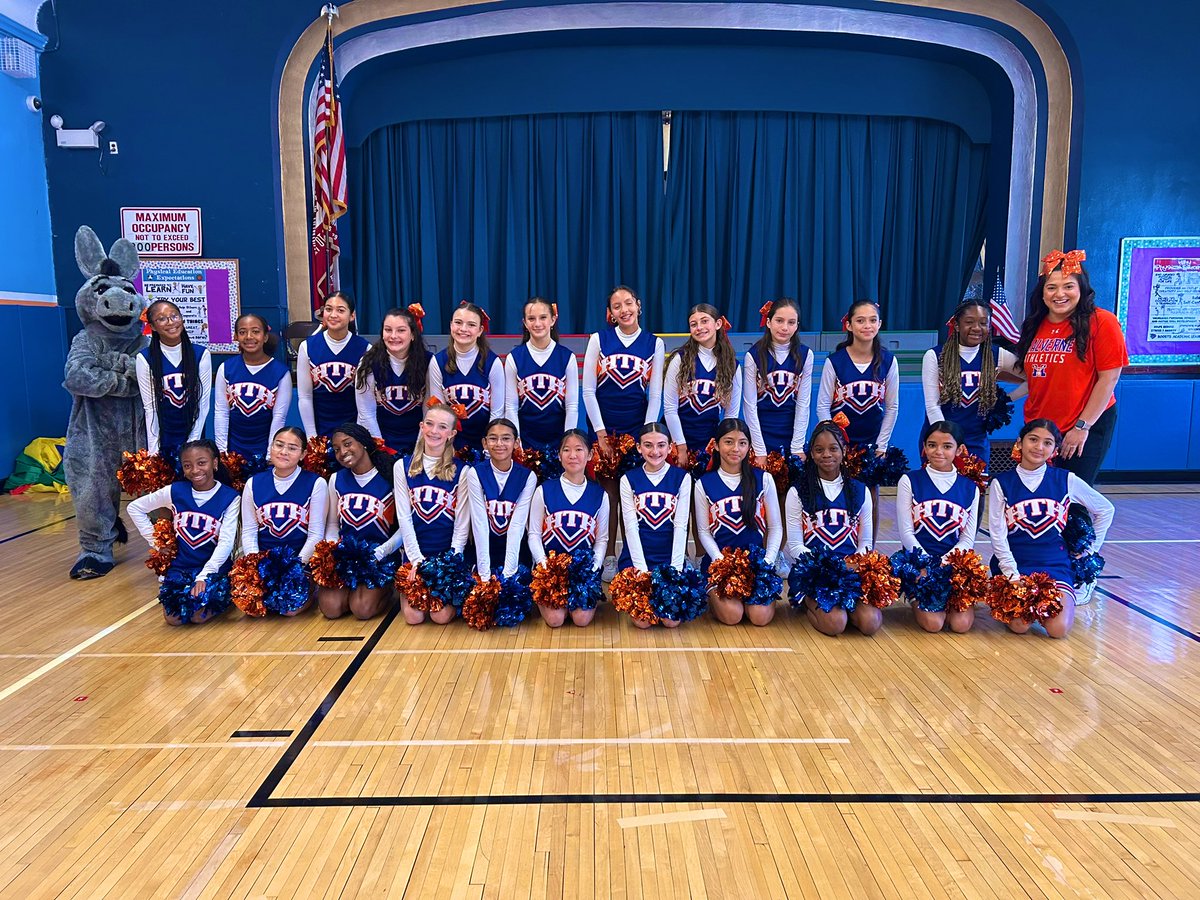 🧡💙 HTH Cheerleading 🧡💙 tweet media
