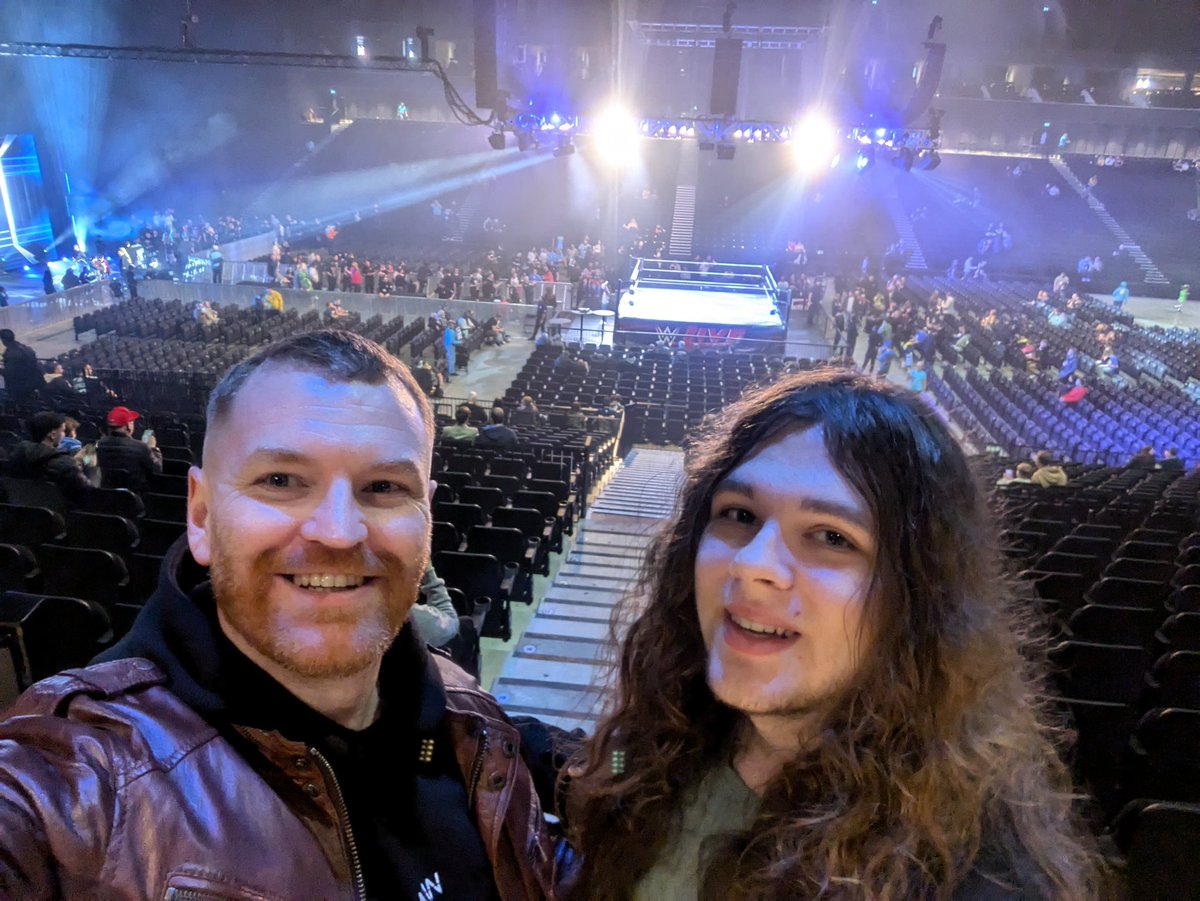 #WWEManchester