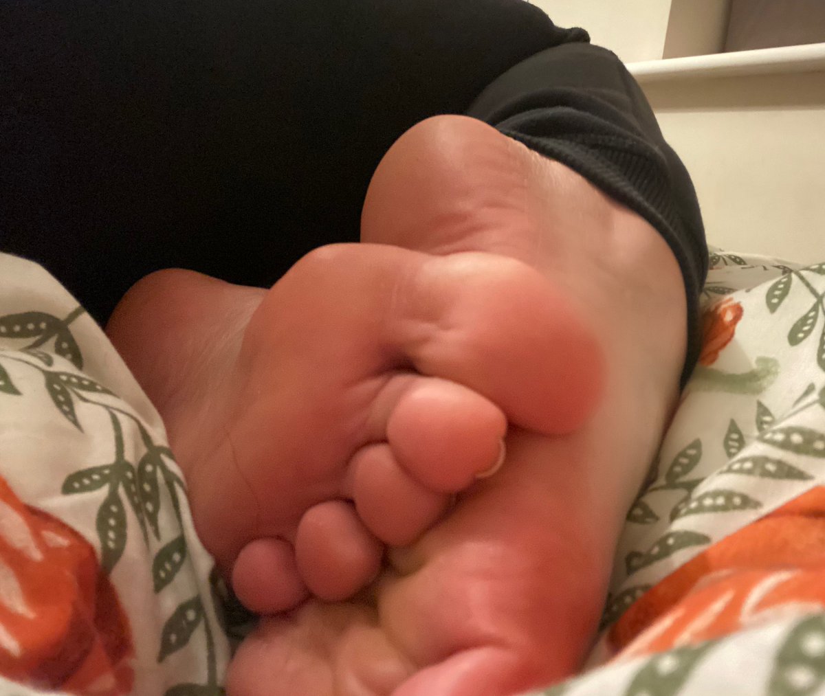 Best place for your nose is just under my toes , enjoy all aroma 🩵