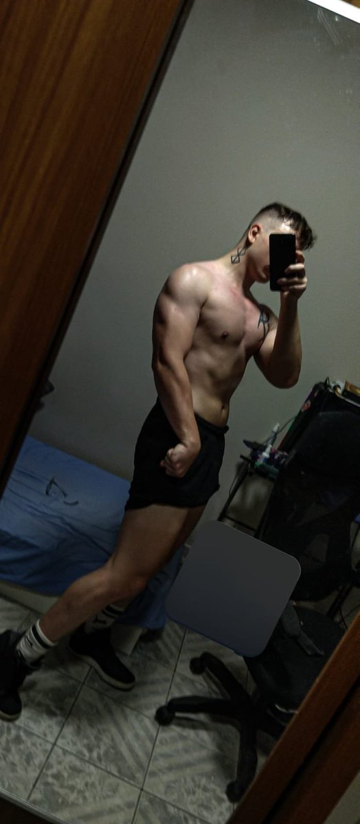 VITAO ROTTWEILER tweet media