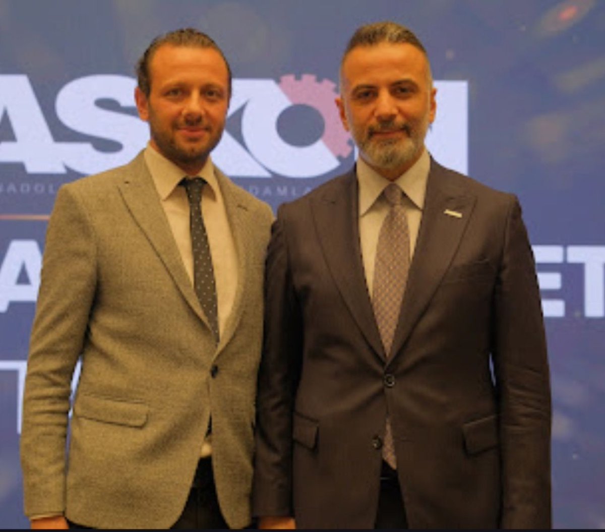 Saygıdeğer Başkanımız Orhan AYDIN,
Değerli liderliğinizle yeni ufuklara #Askon ailesi birliğiyle sizinle ulaşmayı gönülden destekliyoruz. 

#ASKONgözünAYDIN

<a href="/orhanaydin/">Orhan AYDIN</a> 
<a href="/ASKON/">ASKON 🇹🇷</a> 
#askonzonguldak