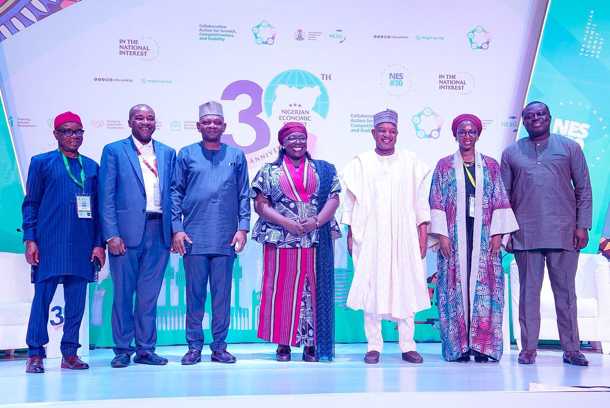 UNDPNigeria's tweet photo. Strengthening institutional capacities, leveraging #technology, investing in key sectors, empowering local #SMEs, and increasing fiscal space via innovative financing are key to build #SmartStates for a sustainable future in 🇳🇬.
#NES30
@NigeriaGov #SDGs https://t.co/4jR9Xixq9n