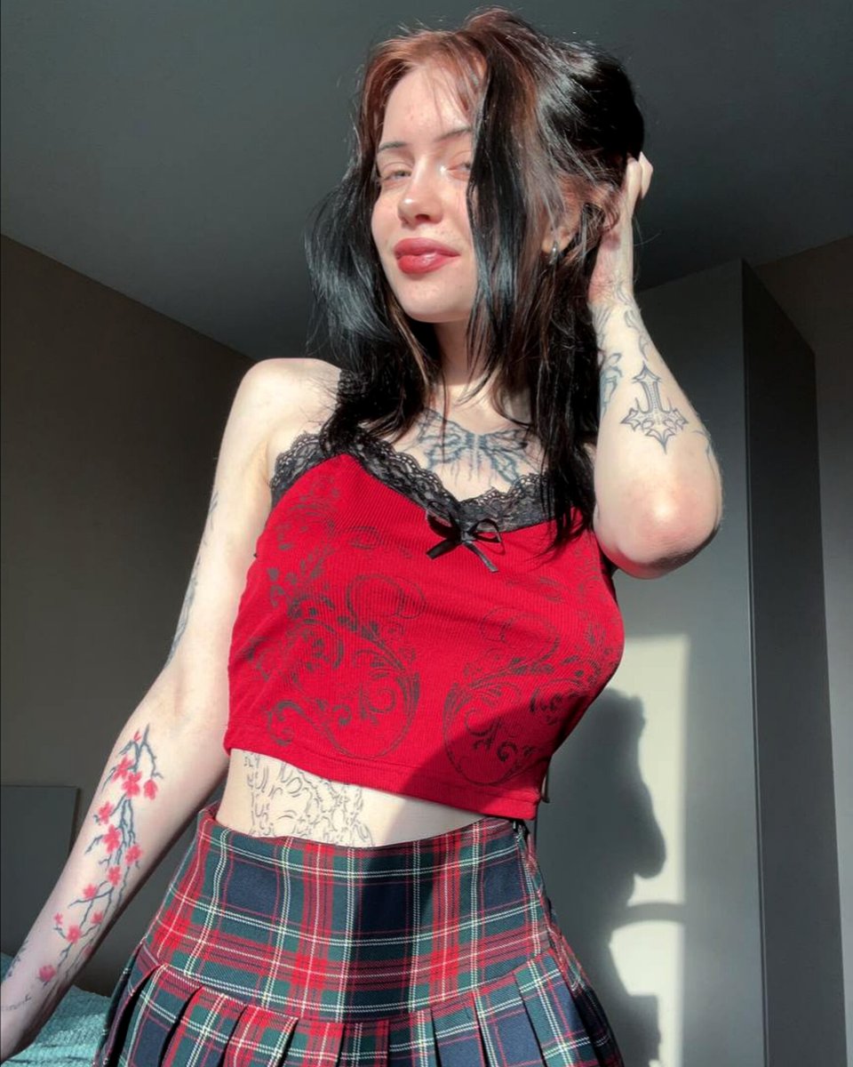 sashadevilof's tweet photo. Put ♥️ if ur single :⁠-⁠)

https://t.co/4aR8dx27SD (it's free) https://t.co/8MBBJJ3GJd