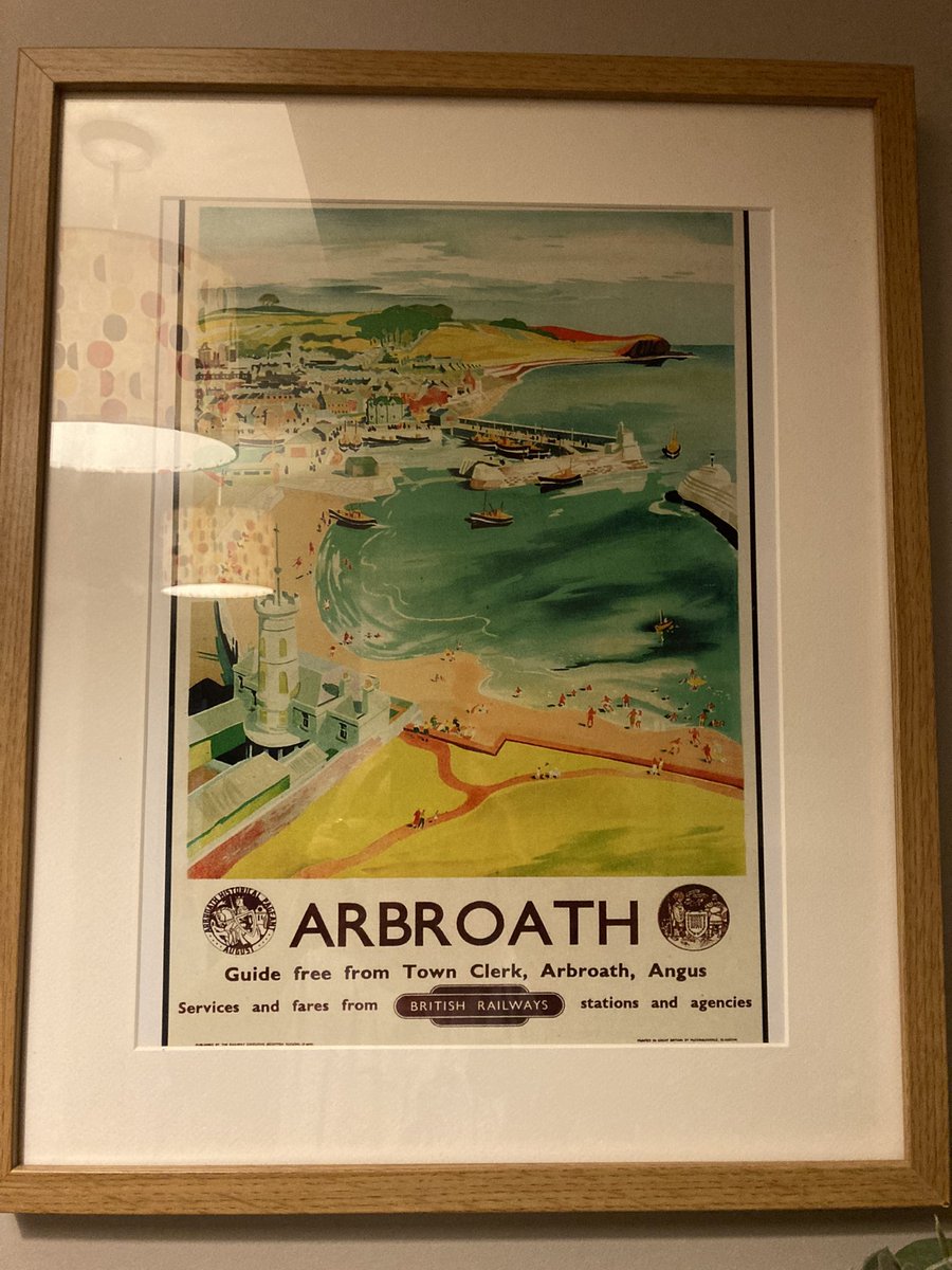 fionacporter's tweet photo. @bo66ie29 This is a favourite of mine - my birthplace immortalised in railway poster 🤩 https://t.co/Zx8XTrrClC