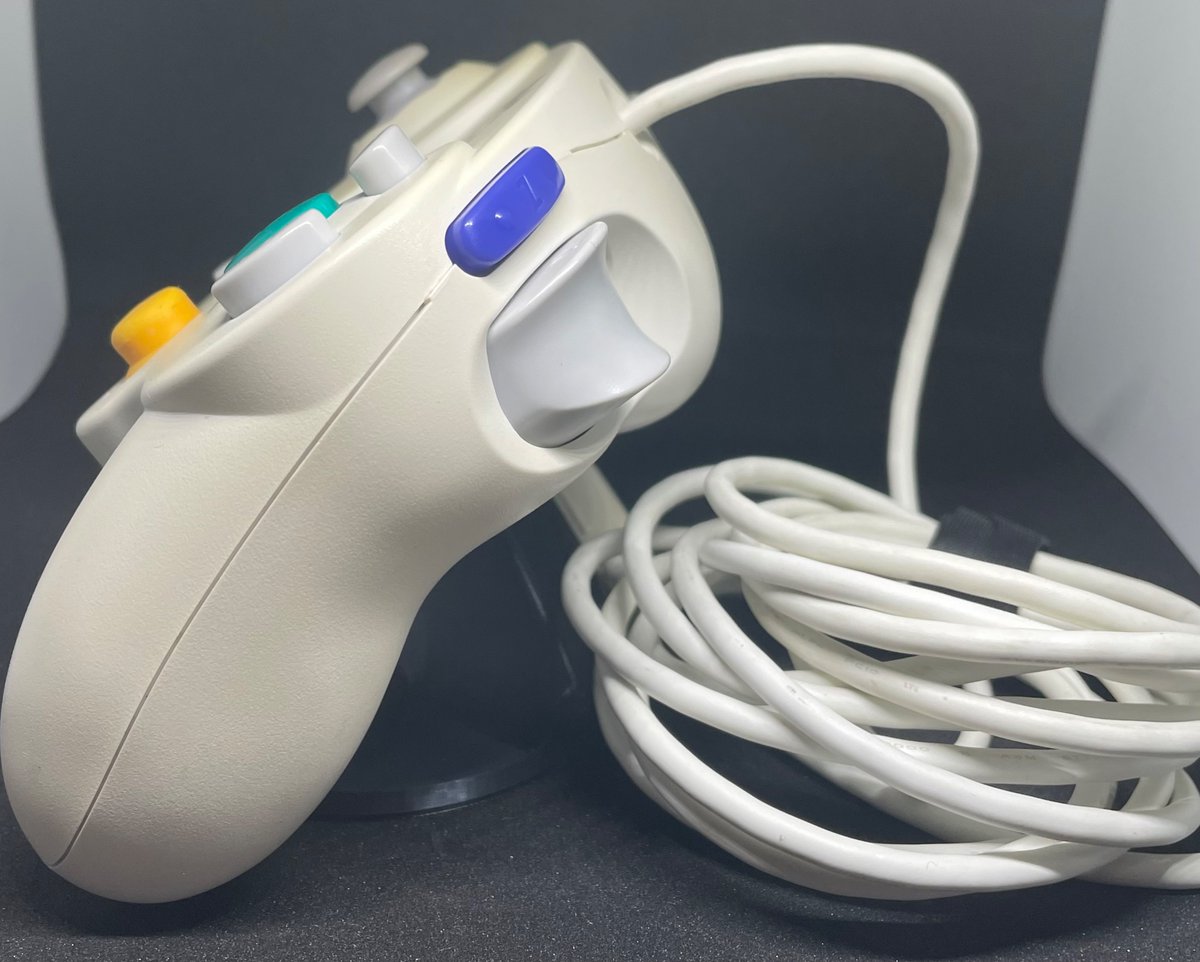 CalamitysCustom's tweet image. DISCOUNT PHOBS AVAILABLE!
110$ Free continental us shipping

Mods that can be added free of charge
-Tac Z
-Lubed triggers
-Midweight triggers 
-Trigger plugs
-Classic controller stick cap

Dm if interested!