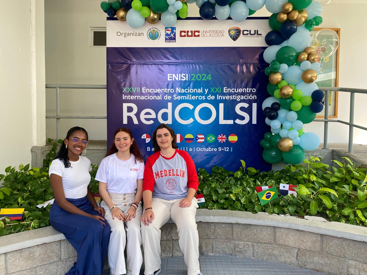 ConMpac's tweet photo. Nuestras estudiantes @v_miranda5, @SRV6_12 y @liana_diaz9680, participaron en XXVII Encuentro Nacional y XXI Internacional de #RedCOLSI, en #Barranquilla.
Felicitaciones por su buen desempeño a Valentina, Sofía y Liana.
Talento #UdeMedellin.
@Inv_UdeMedellin https://t.co/XW241Kq8uu