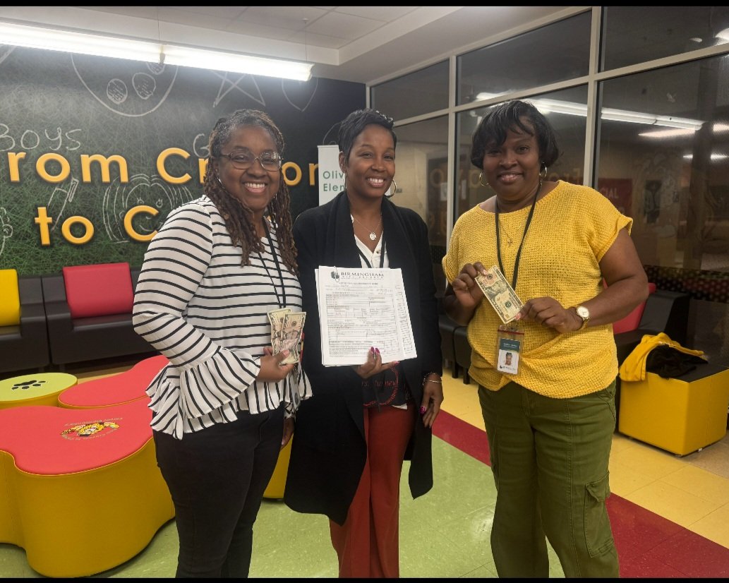 Congratulations to our fourth grade teachers who received $10.00 for having the most parents to show up for Birmingham City Schools Conference Day! 
#successstartshere
#parentconferencesmatter