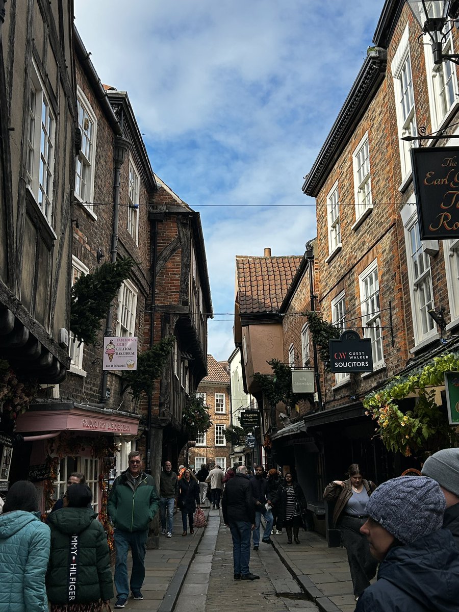 vampampire's tweet image. If ever you plan on going to York and don’t fancy the 3 hour wait to get a little ghost, there’s a little shop further up the road that sells the cat equivalent called the cat gallery. I highly recommend