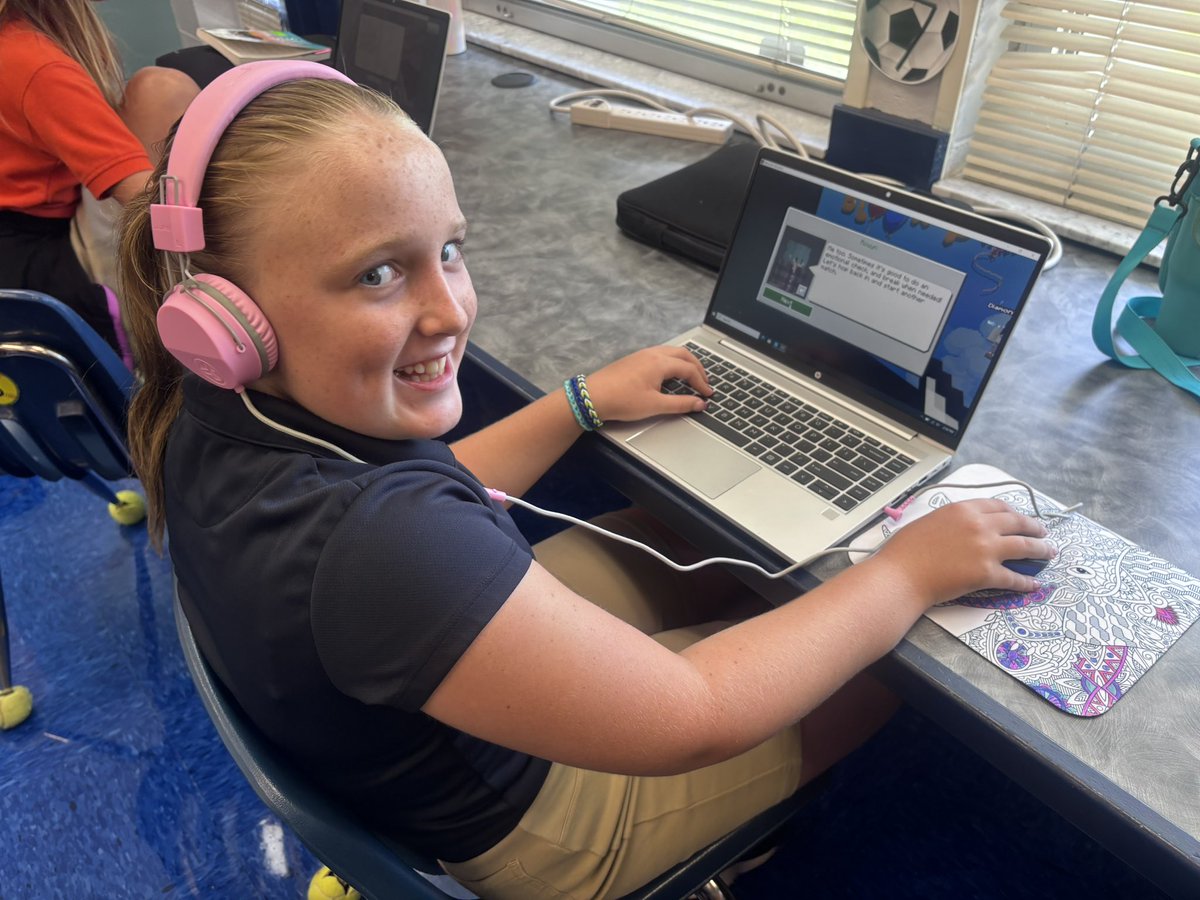 TBE_Tech's tweet image. #Digitalcitizenship #Minecraft Education Edition’s Cybersafe Good Game World. Ss work N world of multiplayer online gaming, reflect on & revise learning 2 create “Good Game Guide” for other users. #technologyclass @TommieBarfield
@PlayCraftLearn @collierschools @ElizabethKerens
