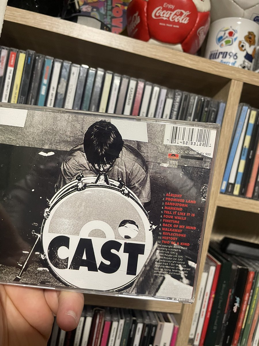 #OnThisDay in 1995 John Powers band after The La’s Cast released their debut album All Change.
It’s safe to say this is a very 90’s album. Quintessential Brit pop full of Melodie’s and happiness.
Tell us your favourite track then.
.
#cast #album #allchange #britpop