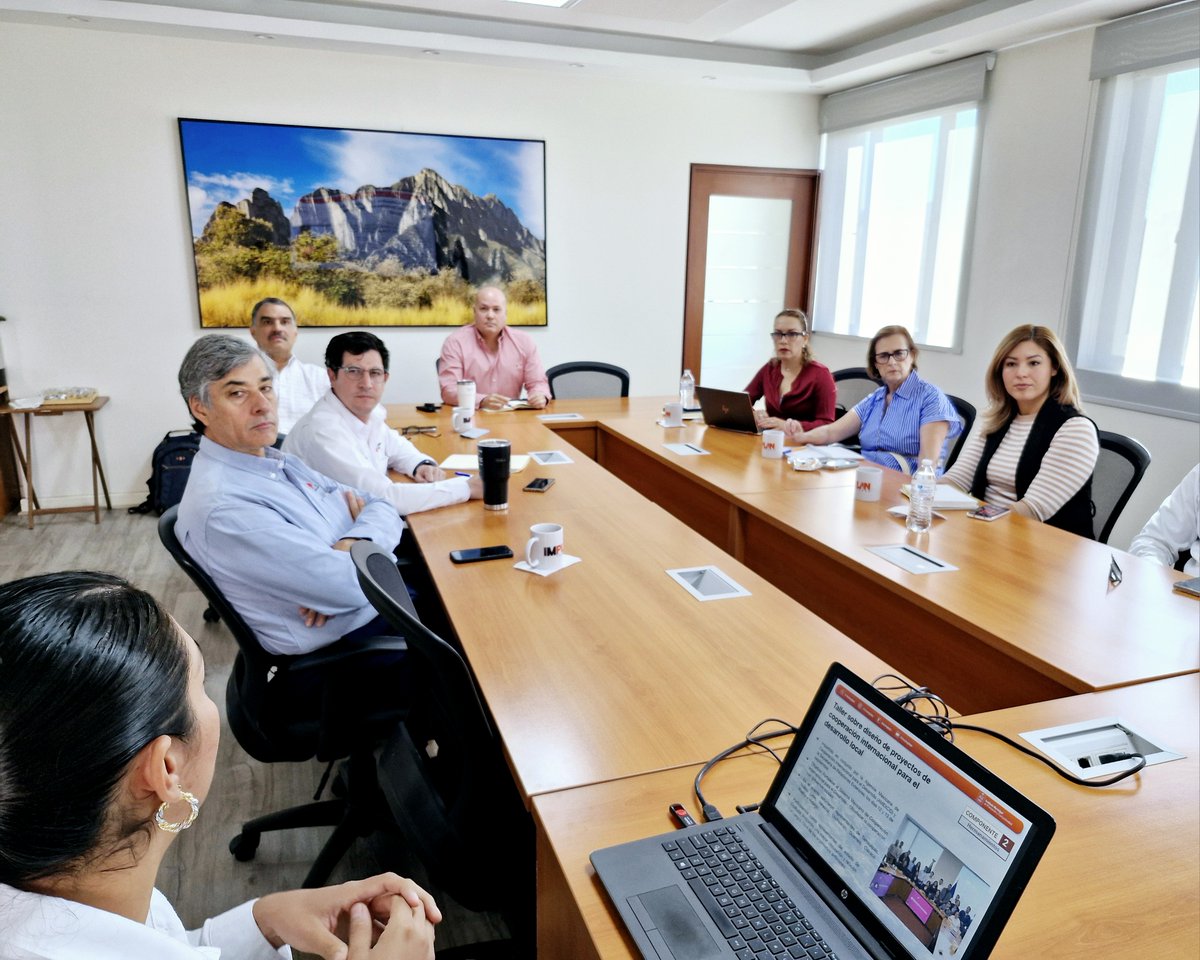 trcimplan's tweet photo. 📌 Hoy se realizó la 4.ª Sesión de la Comisión de Procuración de Fondos, en donde se mostraron avances y los resultados acumulados de este año.
#TorreónSiemprePuede #IMPLANTorreón https://t.co/U7HMl4rVM3
