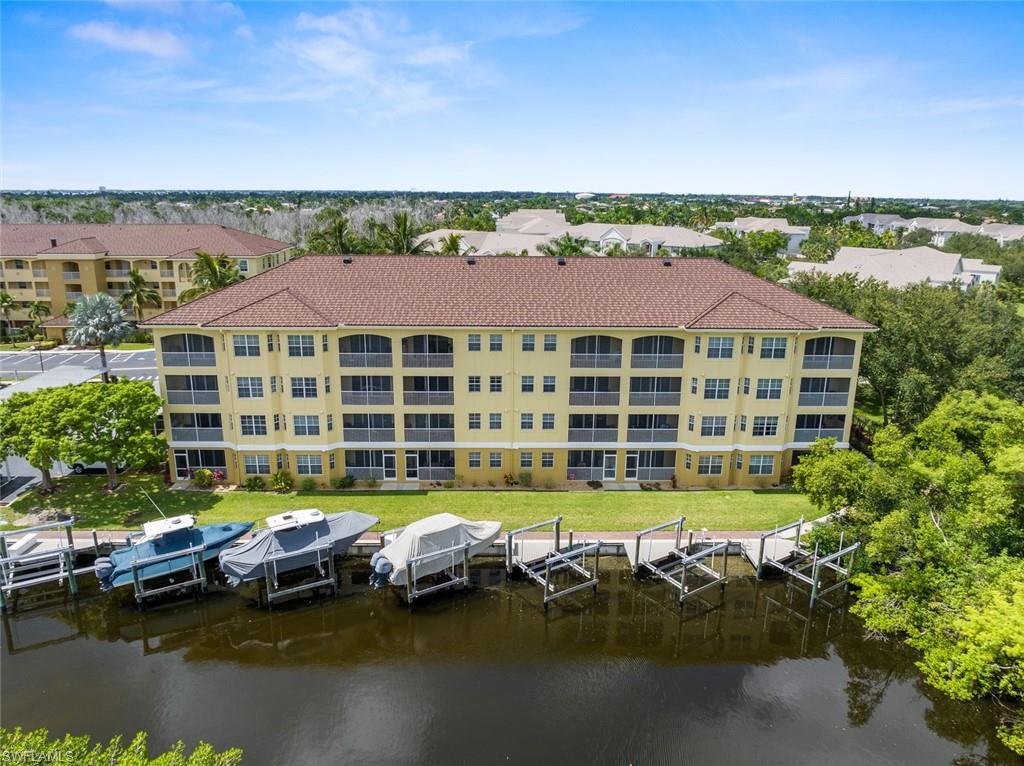 DennisWarson's tweet photo. Price reduction📷📷 Ck out this beautiful remodeled  gulf access 2 bed 2 bath condo 1,200+ sq ft of living space. This  pet friendly gated community condo features an open concept kitchen with spacious granite counter tops. #SWFL #capecoral #listings #Listing #FL  #RealEstate https://t.co/rLY5F5ZmWV