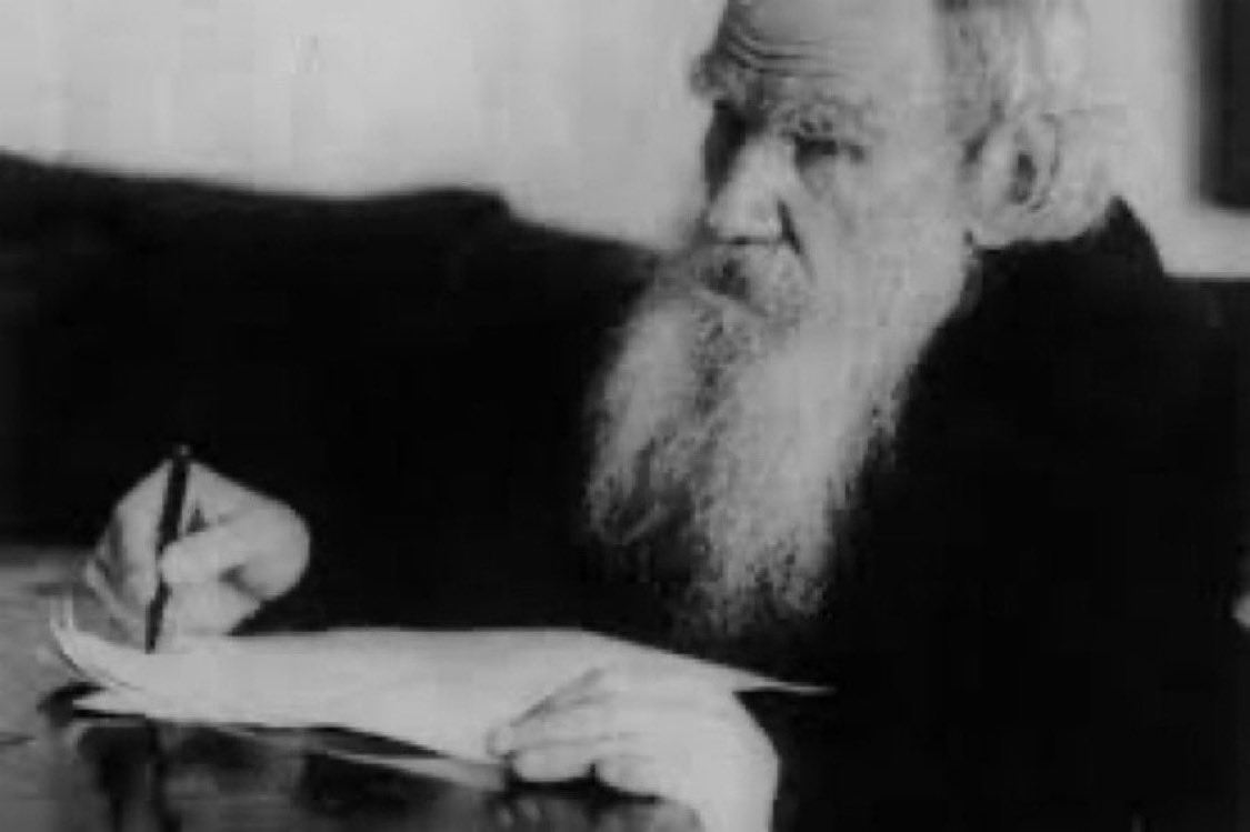 cmhr1881's tweet photo. Kötüler, kendilerine tahammül edildikçe daha çok azarlar.

Tolstoy https://t.co/q3blMQLEbc