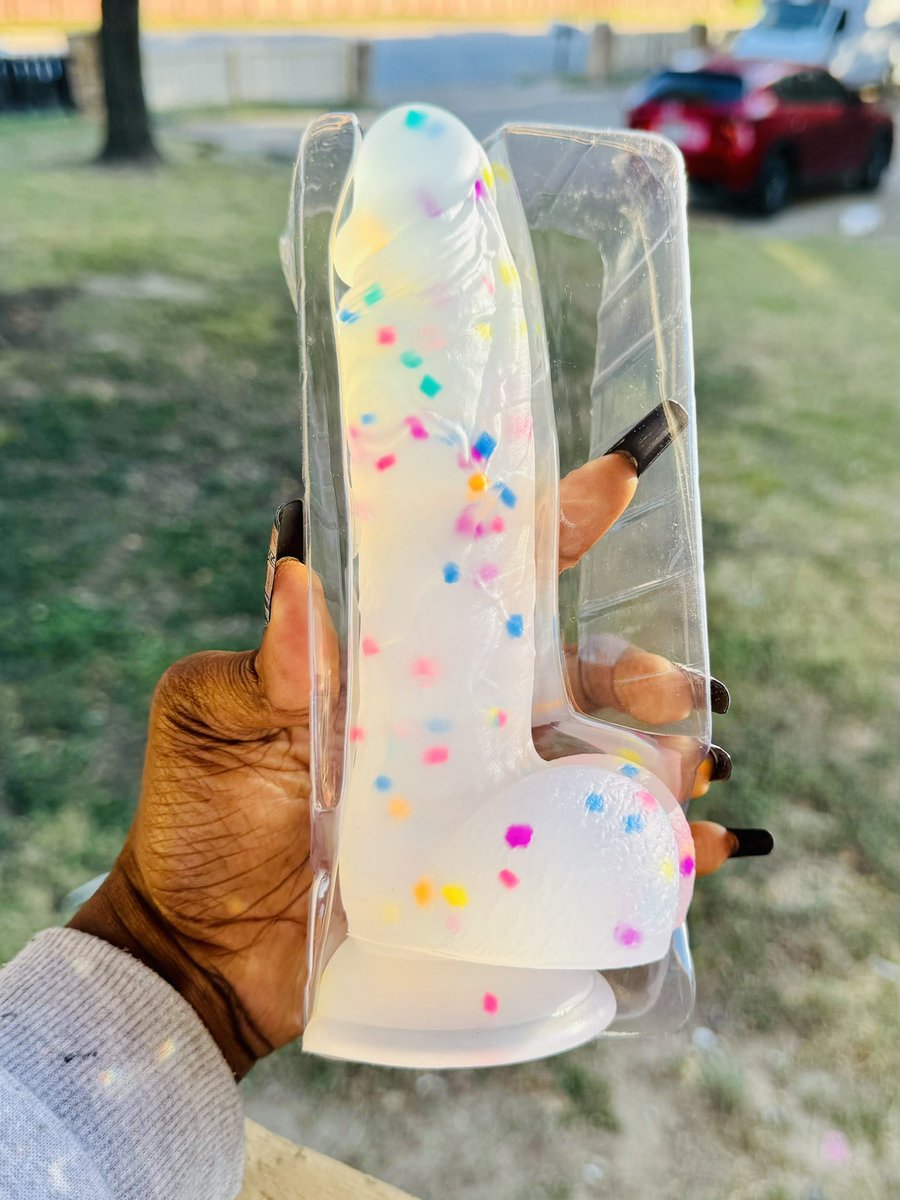 LingeriePlug's tweet photo. “Spice things up with our Deep Stroke Confetti Dildo! 🎉 Designed for maximum pleasure and playful fun, it’s the perfect addition to your intimate collection. Shop now and explore more on our lingerie website!”

https://t.co/rtil4gXwQU https://t.co/FmBjO8QAIs