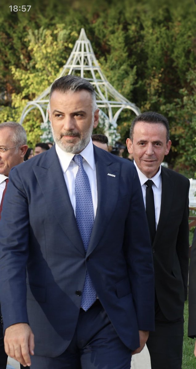 Askon 13. Olağan kongresinde ilk gün olduğu gibi genel başkanımız Orhan Aydın’ın yanındayız. @ASKONgözünAYDIN <a href="/orhanaydin/">Orhan AYDIN</a> <a href="/Volkan_Khrmn08/">Volkan Kahraman</a>