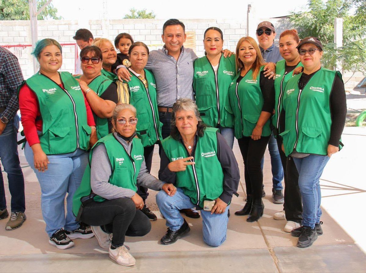 charro_rl's tweet photo. El día de hoy, hicimos entrega de la construcción de la Barda Perimetral en el Jardín de niños Manuel Acuña, de la Colonia Carolinas. 

Somos un Gobierno Cumplido y que da Resultados. 

@manolojim 
#JuntosLoHacemosMuchoMejor✌🏼 https://t.co/n0Qpl4qeEl