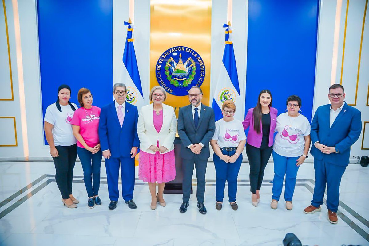 Agradezco, en nombre de la <a href="/AsambleaSV/">Asamblea Legislativa 🇸🇻</a>, el reconocimiento de <a href="/ASAPRECAN/">ASAPRECAN</a> por el apoyo que hemos brindado a esta organización que lucha contra el cáncer de mama en nuestro país.

Nos solidarizamos con las familias salvadoreñas que se enfrentan a esta enfermedad. Que Dios les ayude