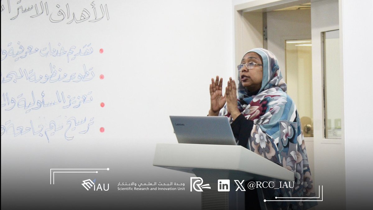 RCC_IAU's tweet photo. Day 2️⃣ of the Annual Research Program! led by Dr. Maisa Ali🗣
Focused on Literature Review, including searching for articles, identifying gaps, organizing classical/current literature, discussing theory selection, framework model building and questionnaire design.💫 #RCCprogram https://t.co/SwzrEFAqLi
