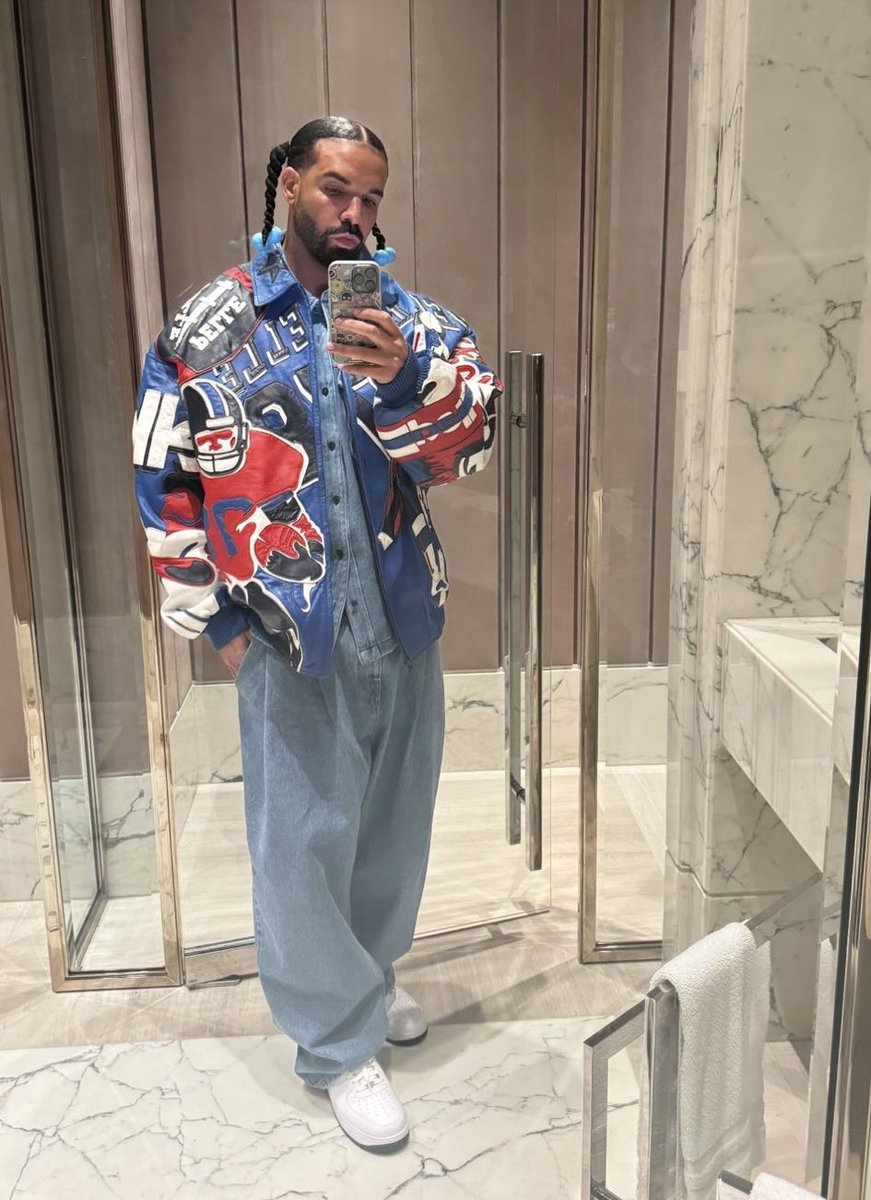 The Boy shares a selfie 🤳
