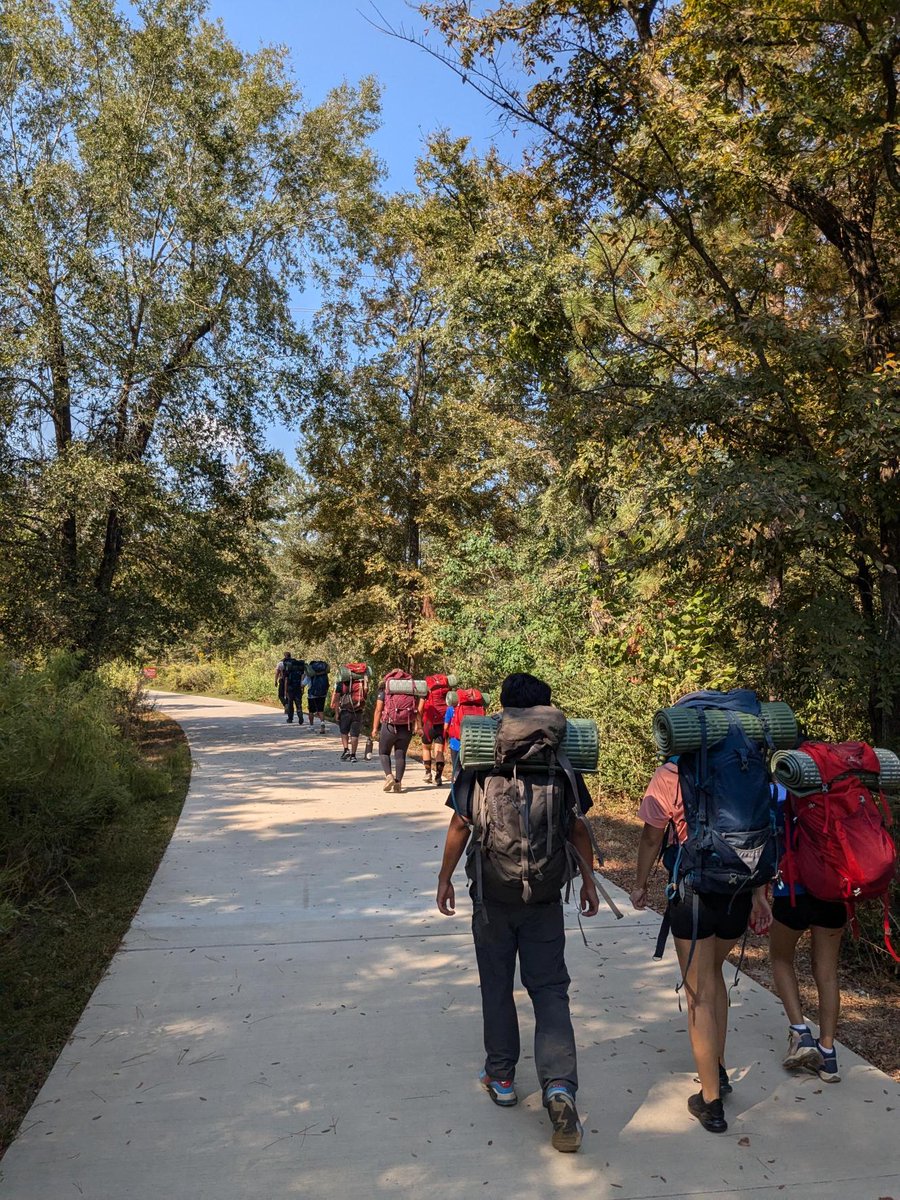 MadisonHS_'s tweet photo. Mr. Rodriguez coordinated the Woods Project event past Saturday. The non profit organization takes city kids into the woods. The students meet once a week to learn about hiking &amp; backpacking, which culminates into a two week summer trip. What an experience! #JMHS #MarlinNation https://t.co/v59TEc8mCW